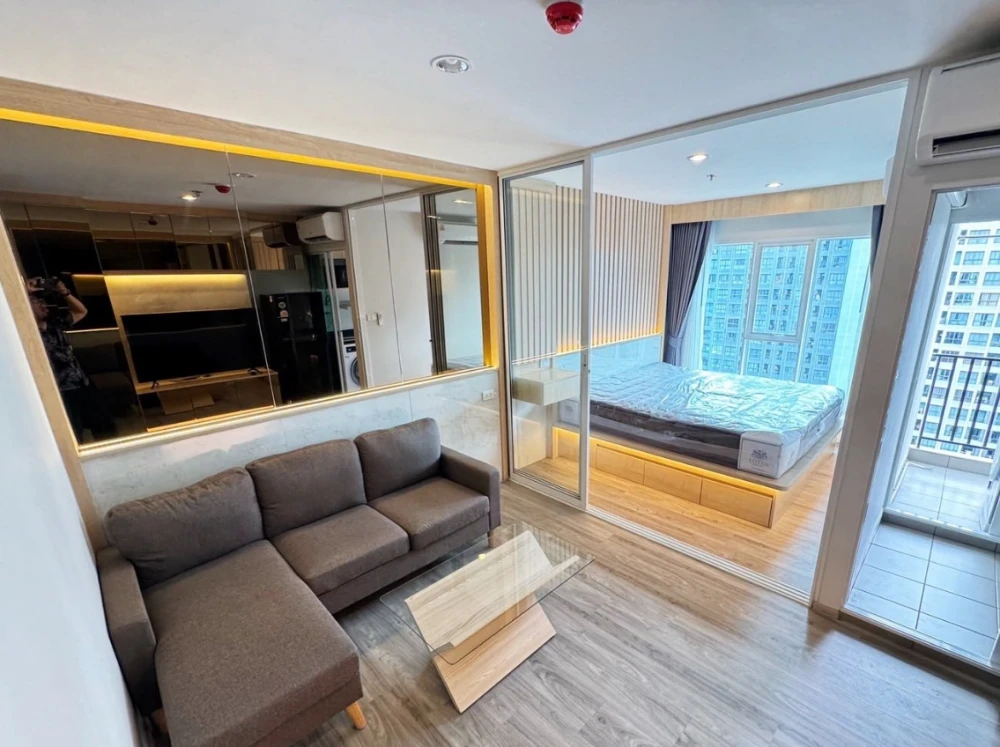 For rent: Regent Home Bangna, beautifully decorated room, 26th floor, high view, complete in one place. If you don't book, you'll regret it later.