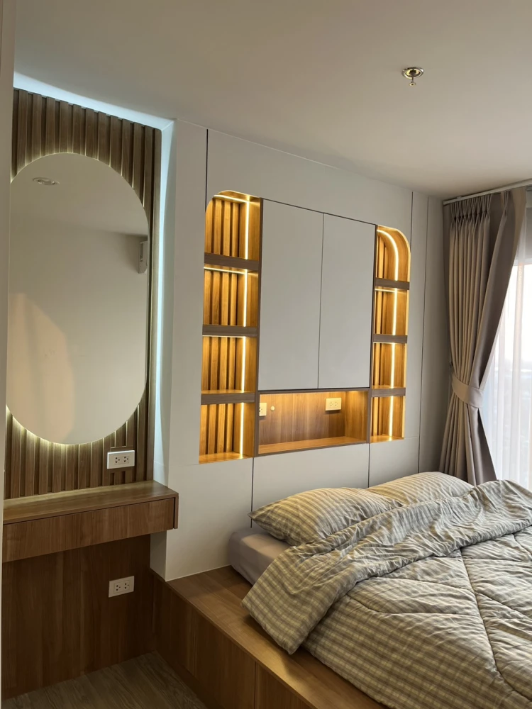 For rent: Regent Home Bangna, stunningly decorated unit with high-quality built-in furniture. You'll regret missing out!