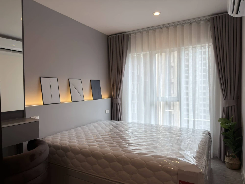 For rent: Regent Home Bangna, 1 bedroom, 1 bathroom, fully furnished, pool view. Don't miss this great deal!