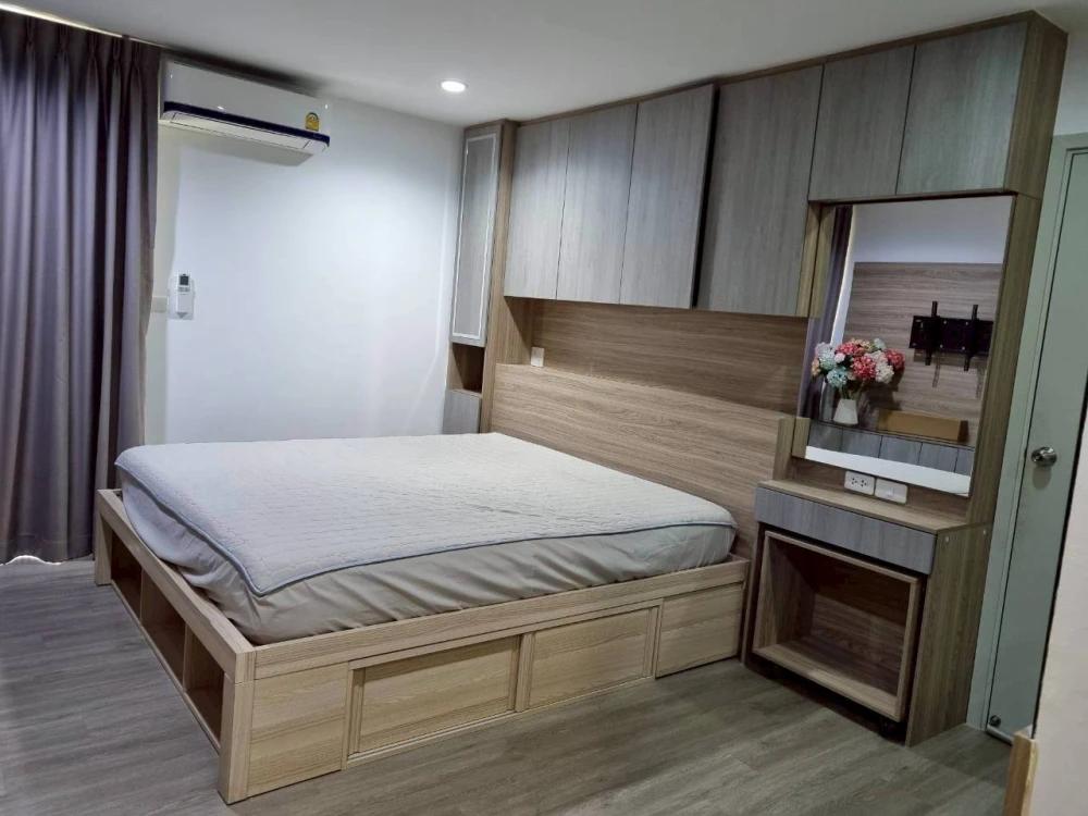 For rent: Regent Home Bangson Phase 2, 56 sq m unit, beautiful room with built-in furniture, ready to move in.