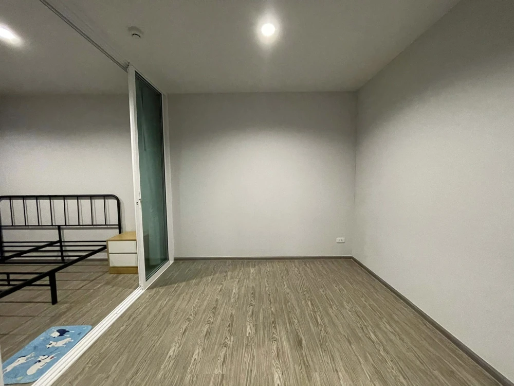 For rent: Regent Home Bangson Phase 2, studio room, 13th floor. Fully furnished, ready to move in.