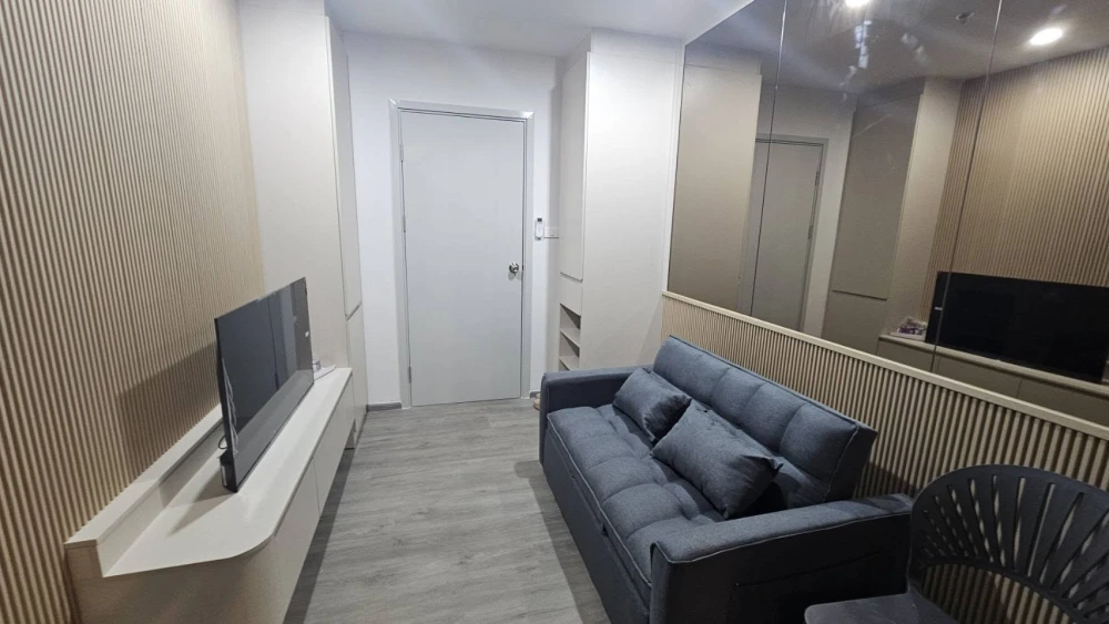 For rent: Regent Home Wuttakat, 21st floor, city view, fully furnished. Book now!