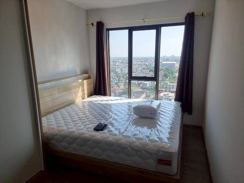 For rent: Regent Home Wuttakat, 18th floor unit. Fully furnished with complete amenities and unobstructed view. Book now!