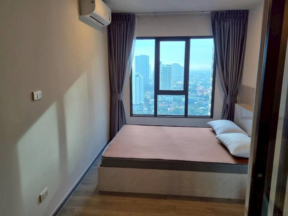Regent Home Wutthakat unit for rent – ​​fully furnished and move-in ready, with complete amenities. Book yours today—don’t miss out!