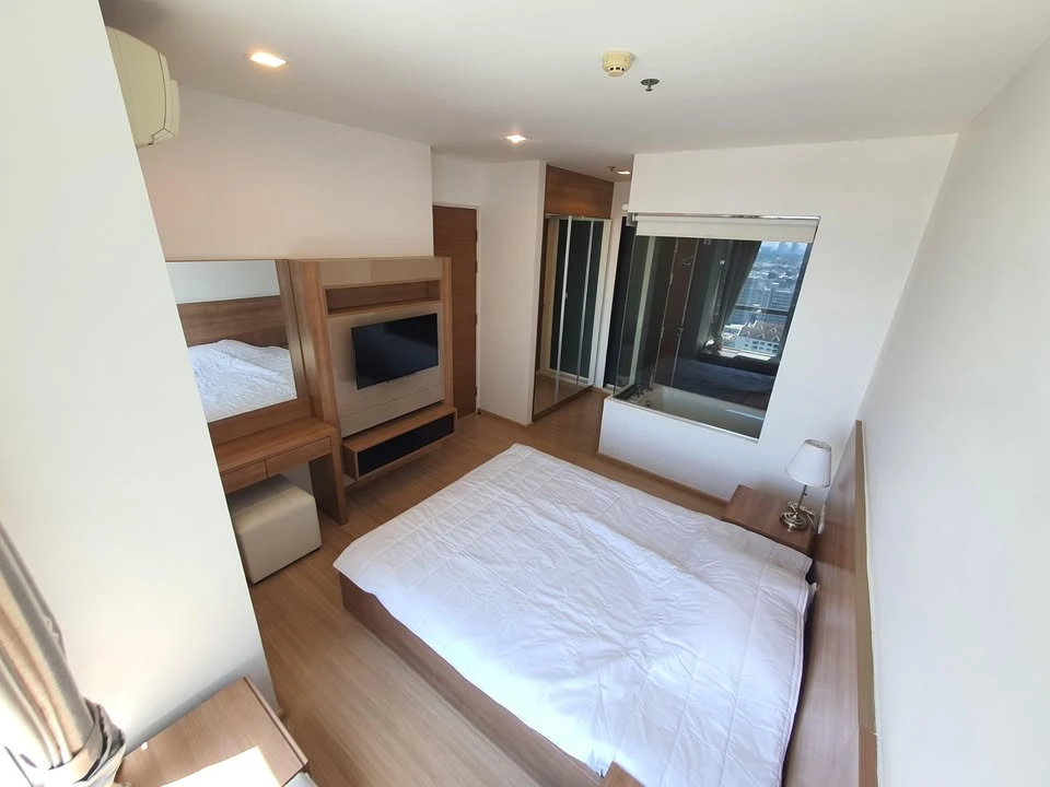 For rent: Rhythm Sukhumvit 50, ready to move in, high floor, fully furnished + electrical appliances, book now before you miss out!!