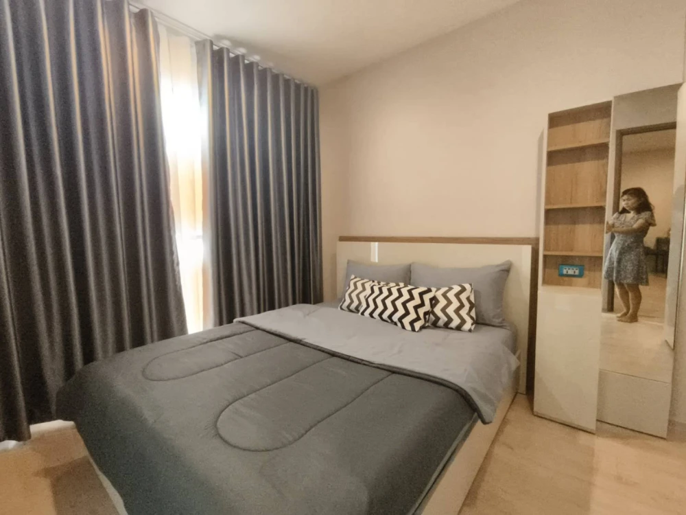 For rent: Rhythm Rangnam, excellent condition unit on the 25th floor with great views and privacy. This unit is a great deal, units in this location b