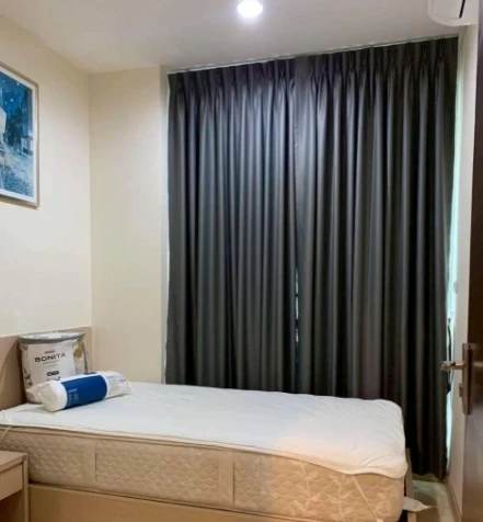 For rent: Rhythm Ratchada, 9th floor, corner unit, fully furnished, ready to move in. Book now!