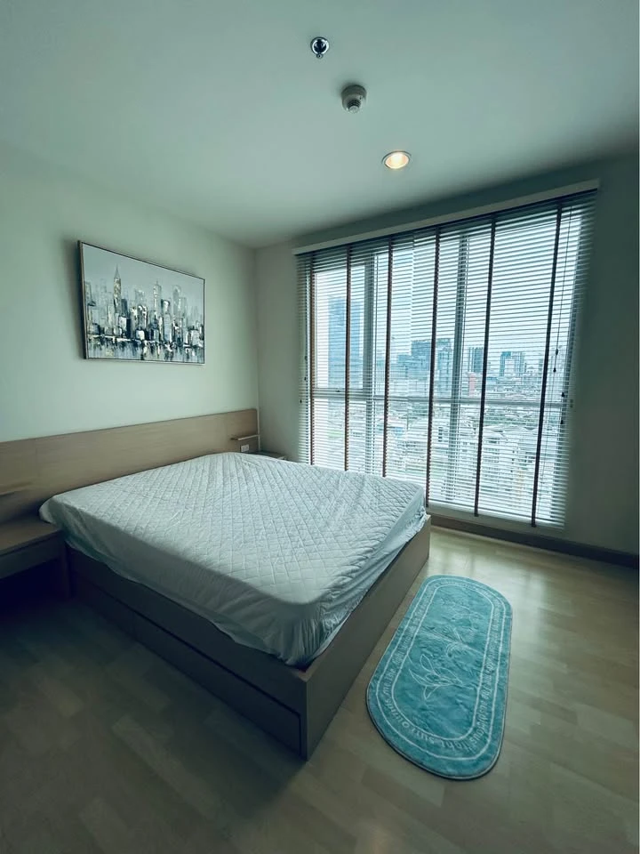For rent: Rhythm Ratchada, spacious room, comfortable, great city view, fully furnished, ready to move in