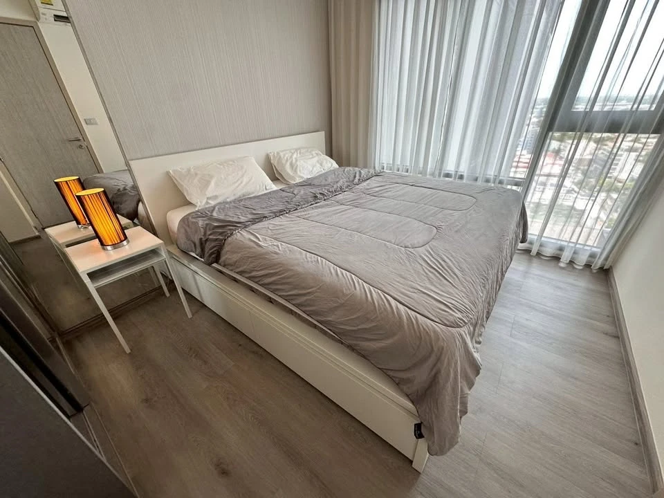 For rent: Rhythm Sukhumvit 36-38, 1 bedroom, fully furnished, in a great location. Just bring your bags and move in!
