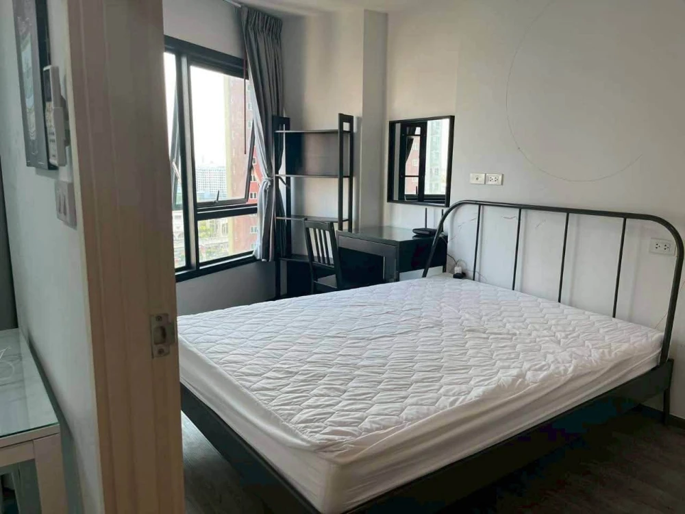 Rich Park Triple Station condo for rent. Ready to move in. Fully furnished with appliances. Don't miss out!
