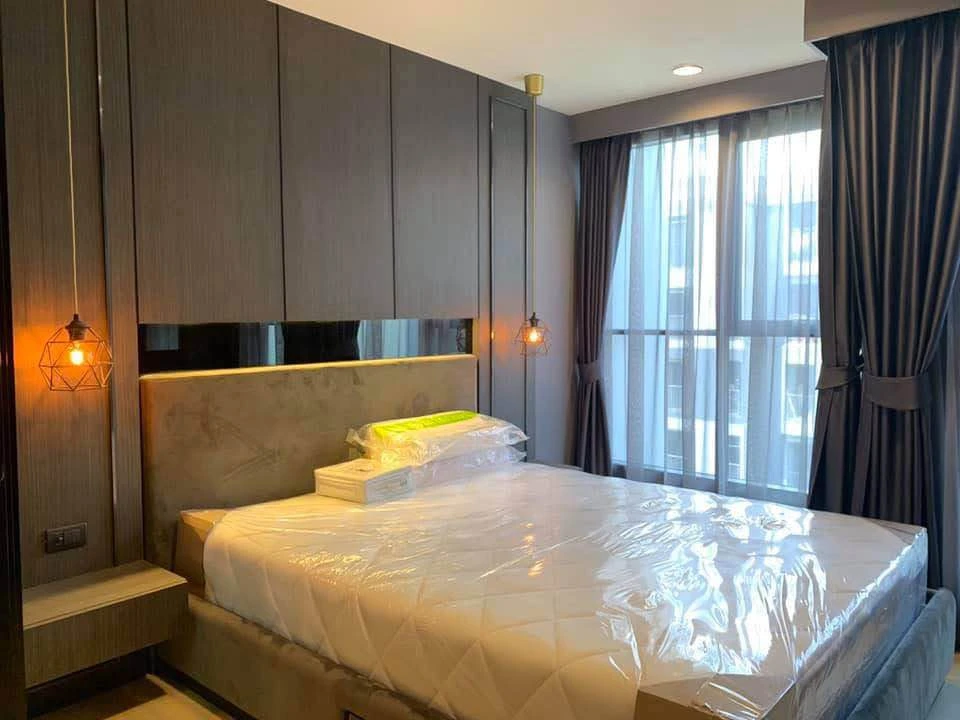 For rent: Rise Rama 9, fully furnished with built-in furniture throughout the room, fully decorated to the utmost. If you don't book, you'll really mi