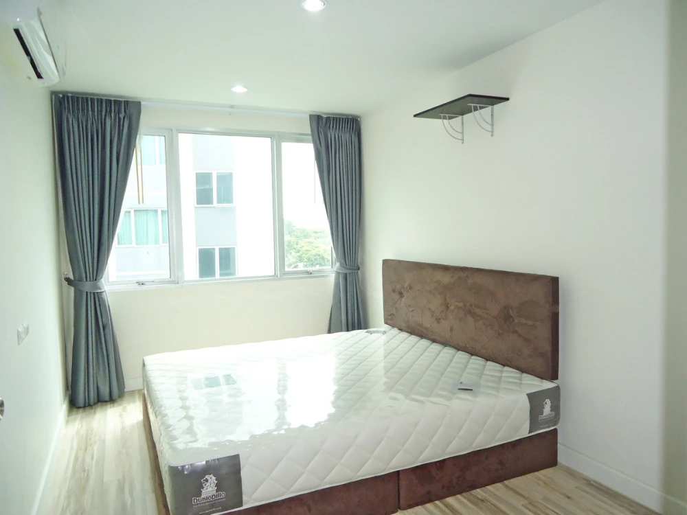 Sammakorn S9 Condominium for rent, 5th floor. Spacious room, fully furnished, very livable. Book now!