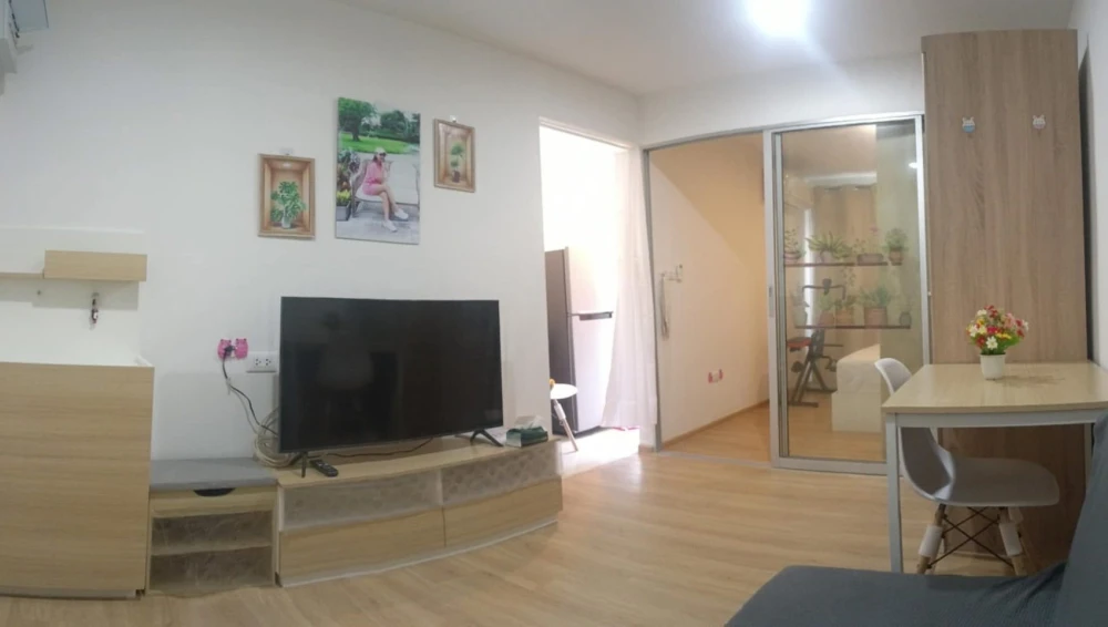 For rent: Sena Kith Chalong Krung-Ladkrabang, 3rd floor, corner room, fully furnished, ready to move in, reserve now, urgently.