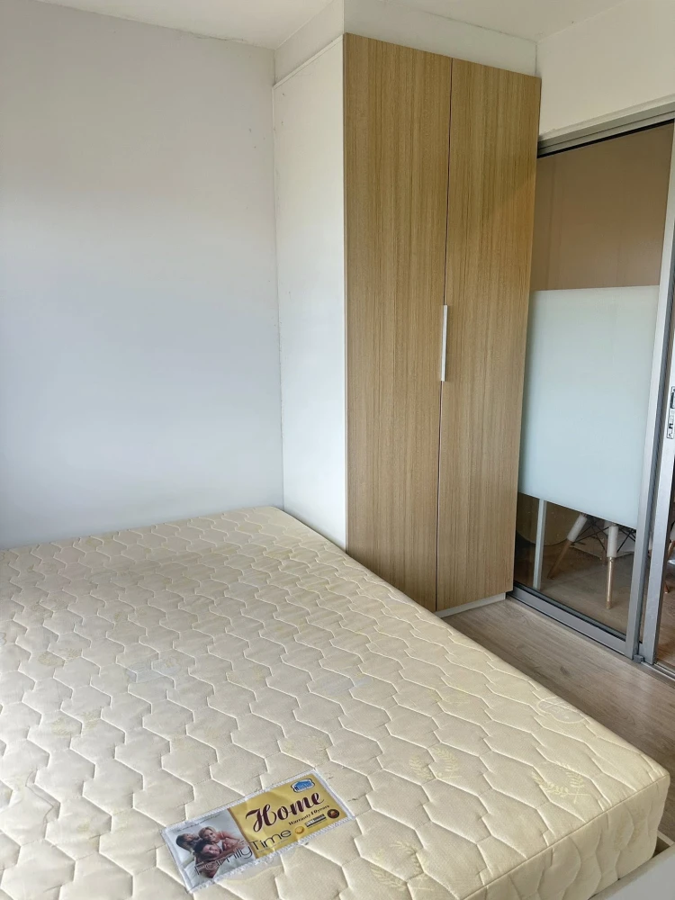 For rent: Sena Kith Westgate - Bangbuathong. Nice room on the 3rd floor, great location, convenient transportation, fully furnished. Don't miss out!