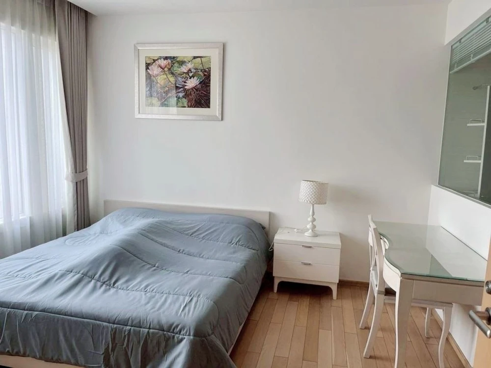 For rent: Siri @ Sukhumvit, 16th floor, fully furnished. Book now!
