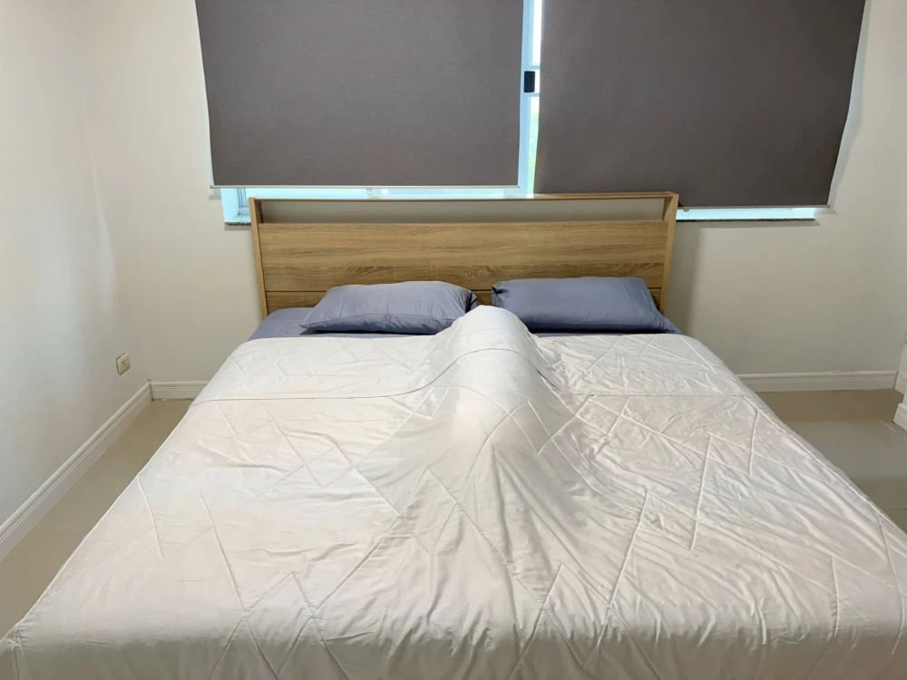 For rent: Supalai City Home Ratchada, 2 bedrooms, spacious living area, fully furnished. Book now!