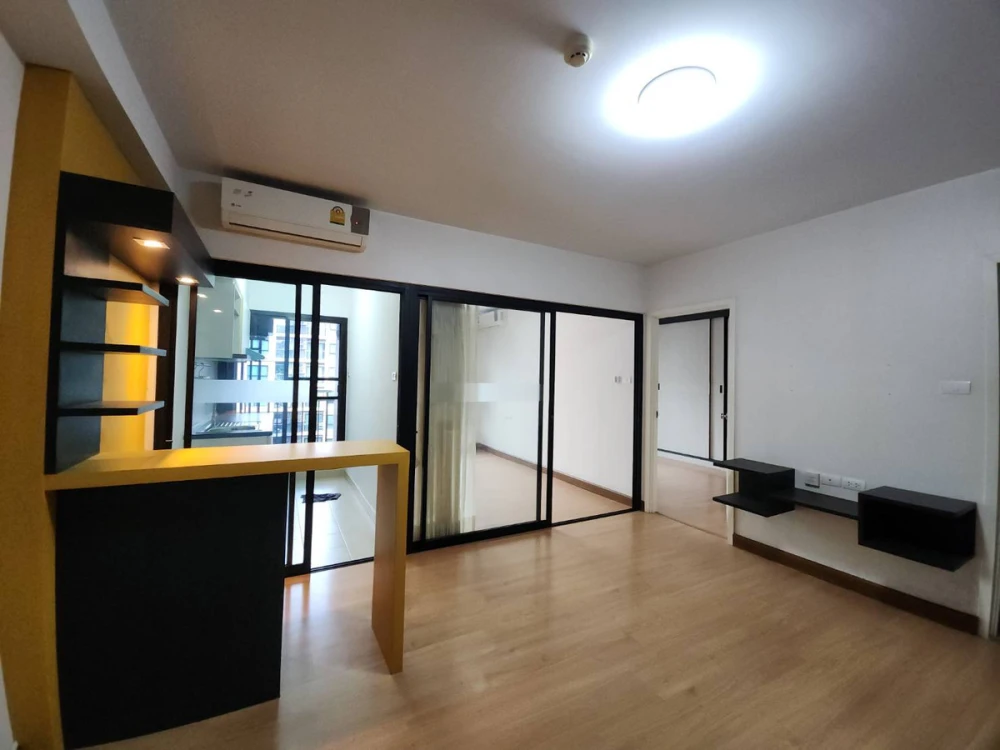 For rent: Supalai City Resort Bearing Station (Lasalle), 6th floor, corner unit, fully furnished. Book now!