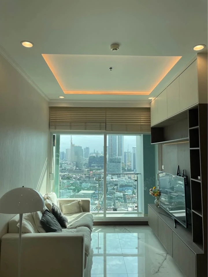 For rent: Supalai Elite Surawong, 27th floor, clear view of ICONSIAM, no buildings blocking, corner room, private, must arrange.