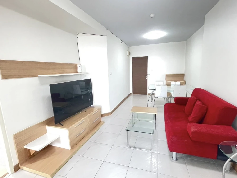 For rent Supalai Park Kaset, 14th floor, lots of usable space, with a clear city view, move in now, don't hesitate.