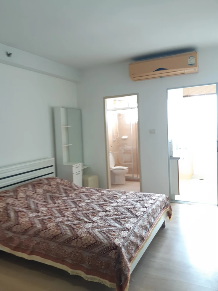 For rent Supalai Park Srinakarin, 15th floor, fully furnished room, ready to move in. Interested, book now, don't wait.