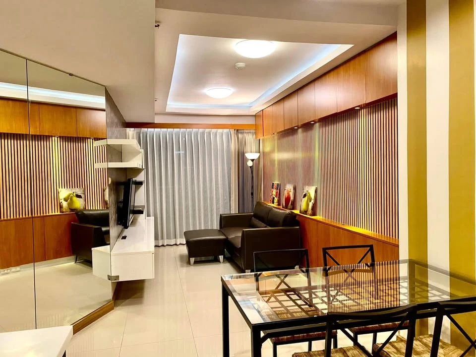 For rent Supalai Premier Narathiwas-Sathorn, beautiful city view, fully furnished, fully furnished, bring your bags and move in immediately.