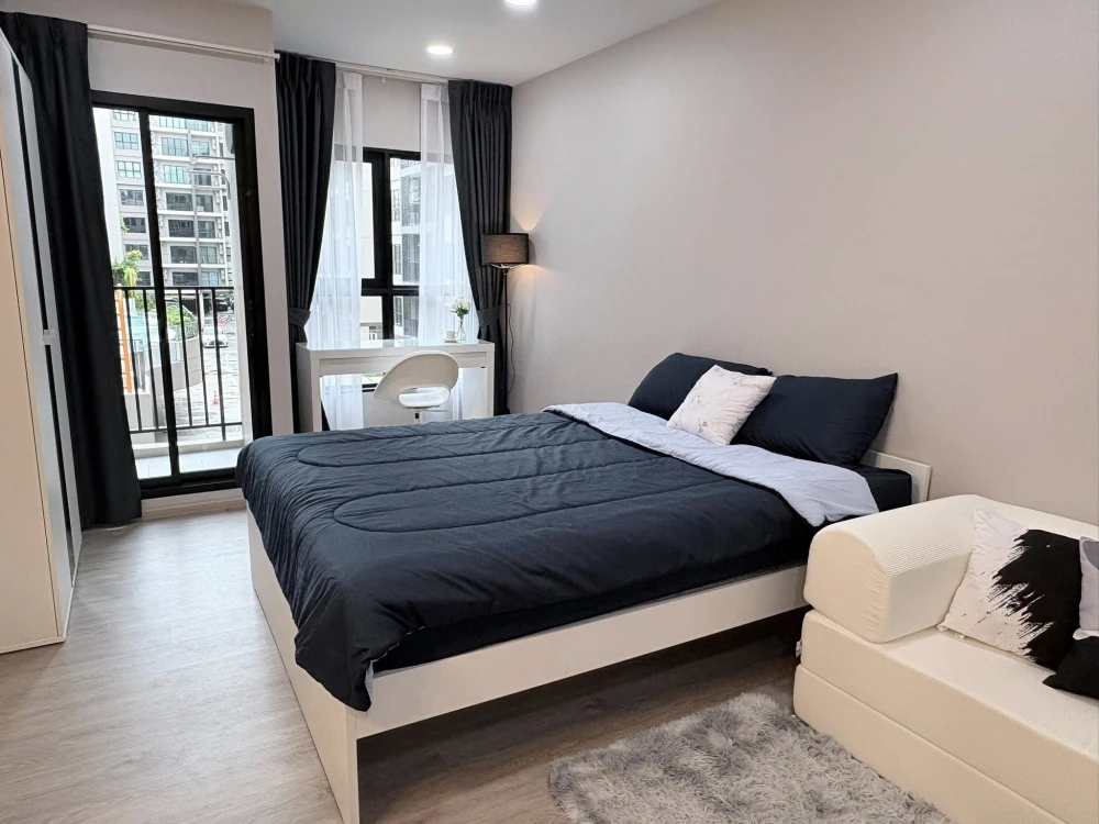 For rent: Supalai Sense Srinakarin, a lovely apartment with complete amenities in a great location. Book now!