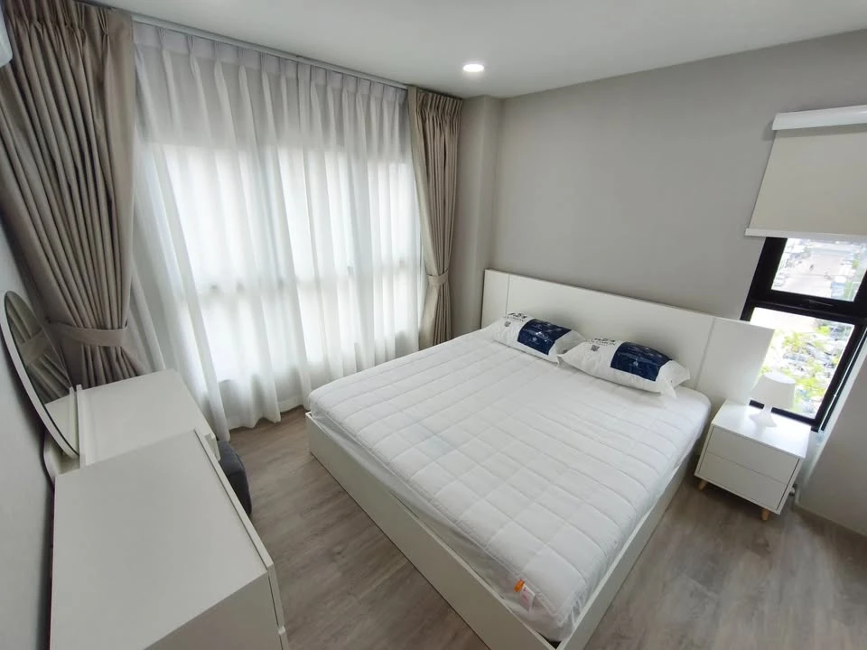 For rent: Supalai Sense Srinakarin, 2 bedrooms, spacious living area, unobstructed view, excellent ventilation. Book now!