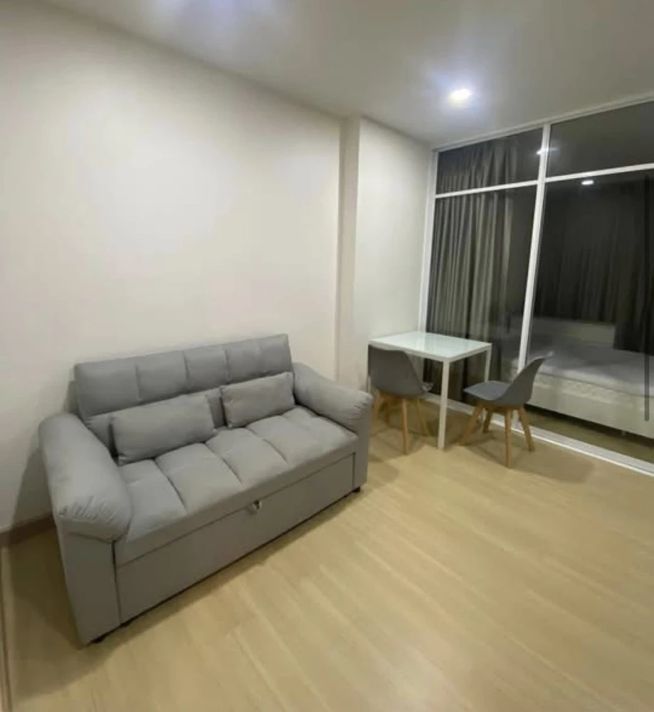 For rent: Supalai Veranda Ramkhamhaeng. Nice, spacious room with full furnishings. Book now!