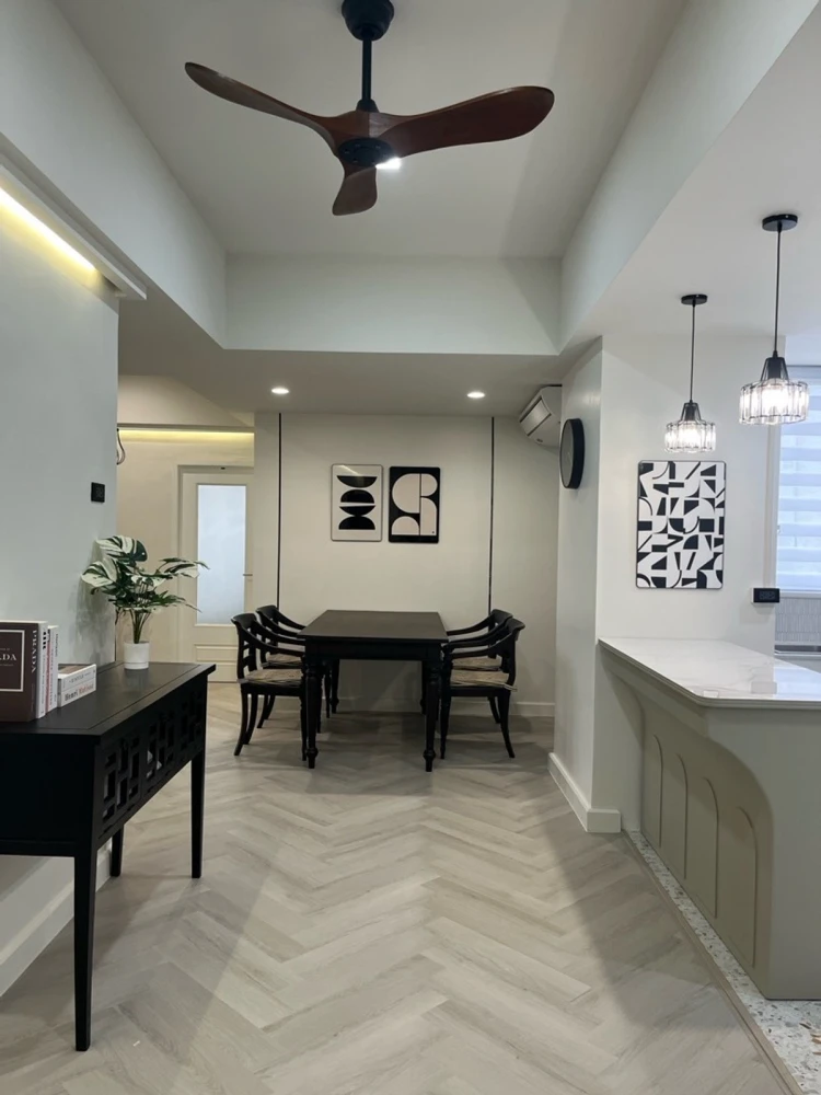 For rent: Tai Ping Towers, 2 bedrooms. Beautifully furnished and fully equipped. Book now!