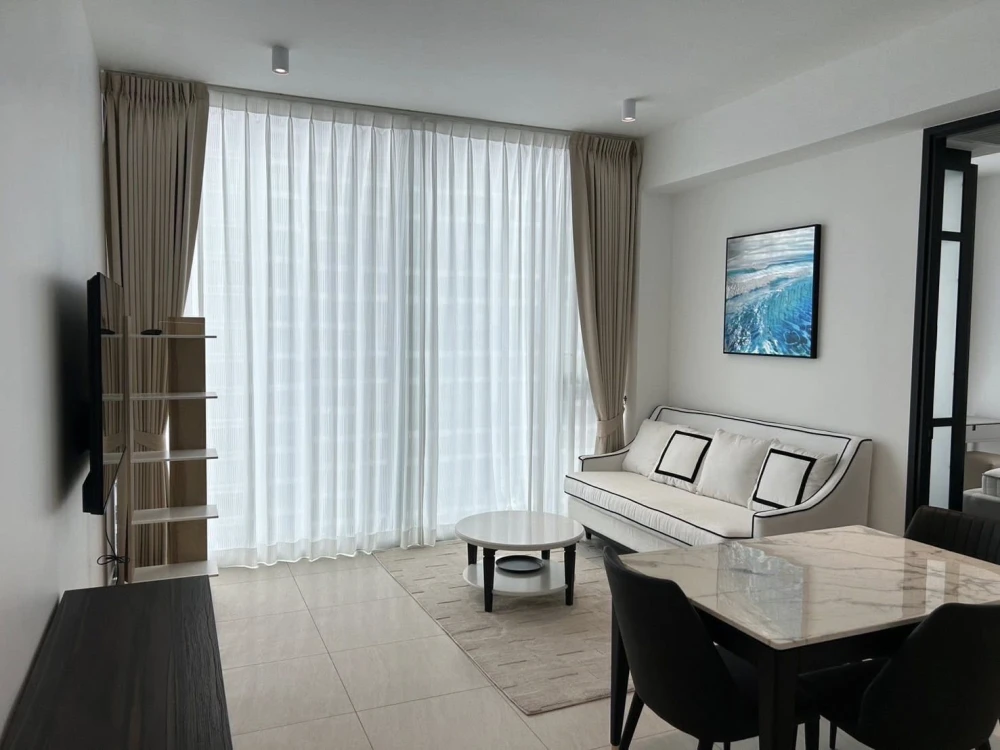 For rent Tait sathorn 12 rooms decorated in bright, comfortable tones, comfortable to live in, with full furniture, don't miss it.
