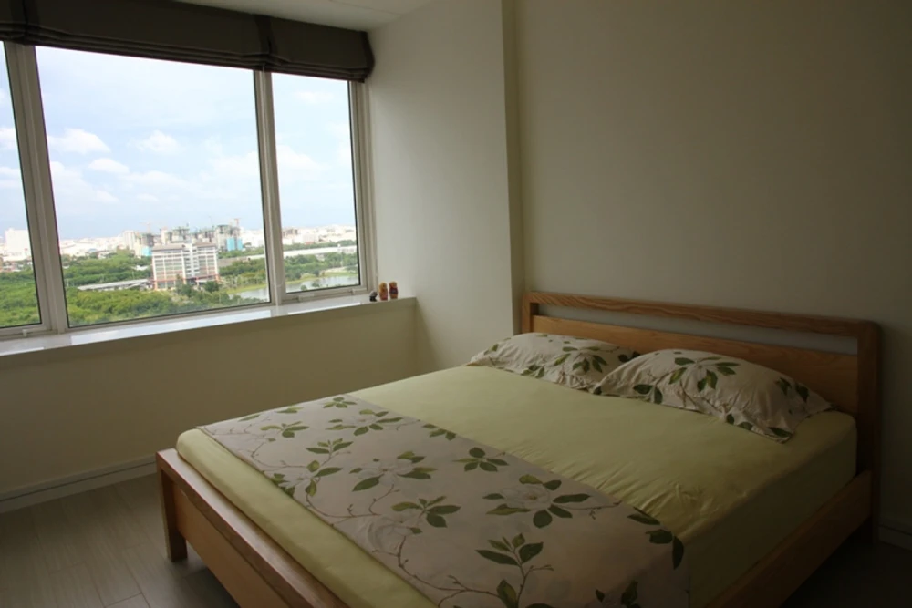 TC Green for rent, north-facing room, good location, lots of usable space, comes with complete amenities, beautiful view, reserve now.