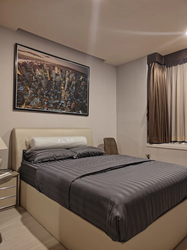 For rent: TC Green, corner room with privacy, 2 bedrooms, lots of usable space, beautiful city view, no building blocking, reserve now!