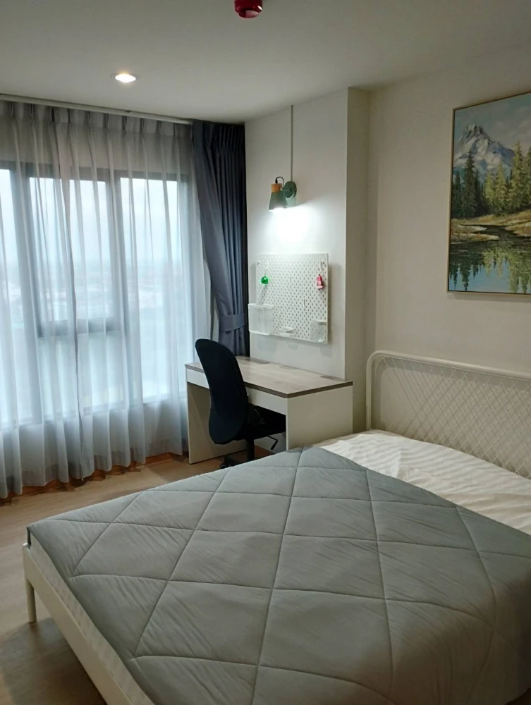 For rent: Terra residence, 31st floor, high floor, good view, comes with complete decorations. If interested, hurry and book now.