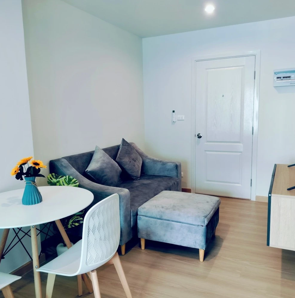 For rent: Terra Residence, a nice room, good location, fully furnished. If it's this good, what are you waiting for?