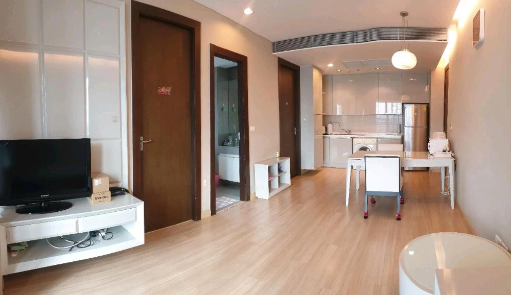 For rent: The Address Phayathai, 11th floor. A lovely unit with complete furnishings. Book now!