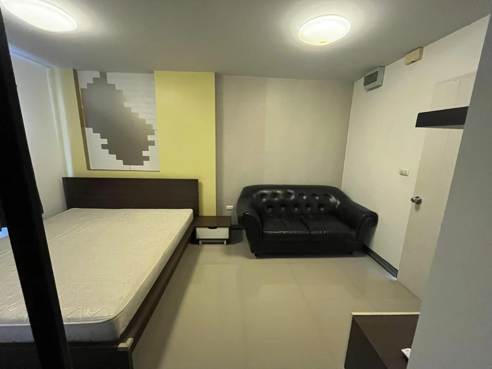 For rent: The Avenue Spring @ ABAC Bangna, studio room, great location, fully furnished. Don't miss out!