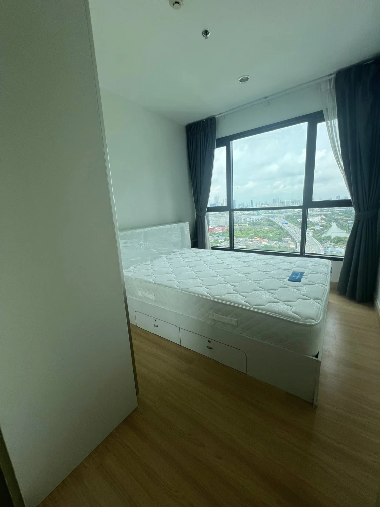 For rent: The Base Rama 9 - Ramkhamhaeng, ready to move in, fully furnished, high floor, great view, great price, come and reserve now!