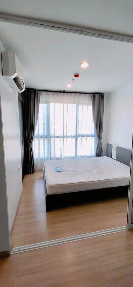 For rent: The BASE Chaengwattana, high floor unit, ready to move in. Just bring your suitcase! Affordable price. Don't miss out!+++