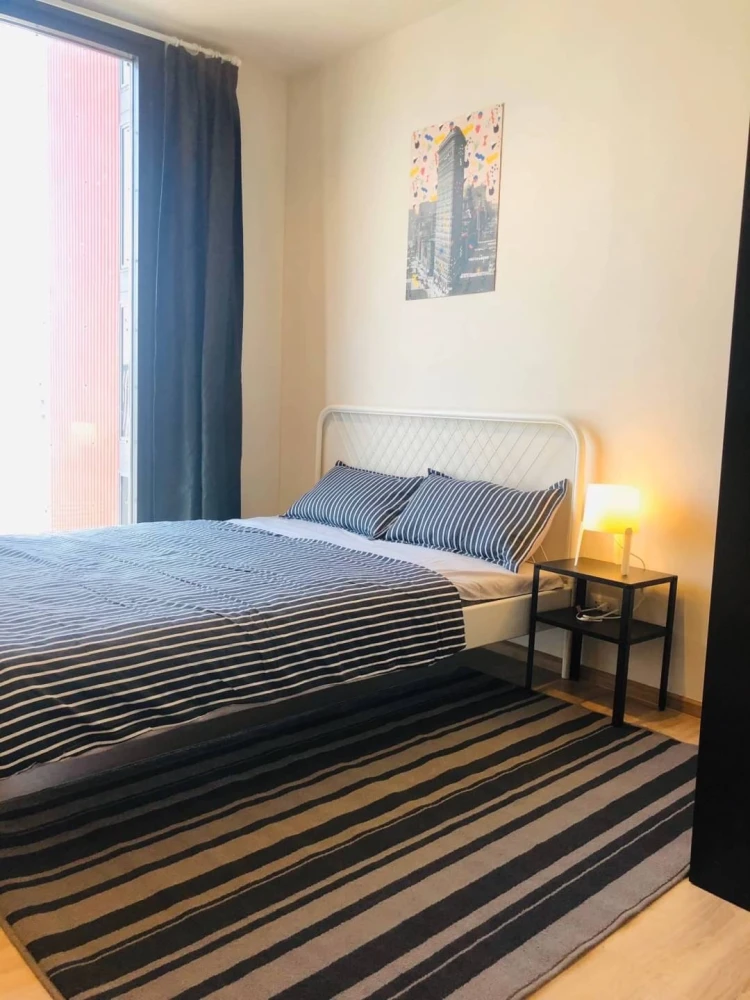 For rent: The Base Garden Rama 9, a nice room, complete with furniture and electrical appliances. You'll regret not booking it.