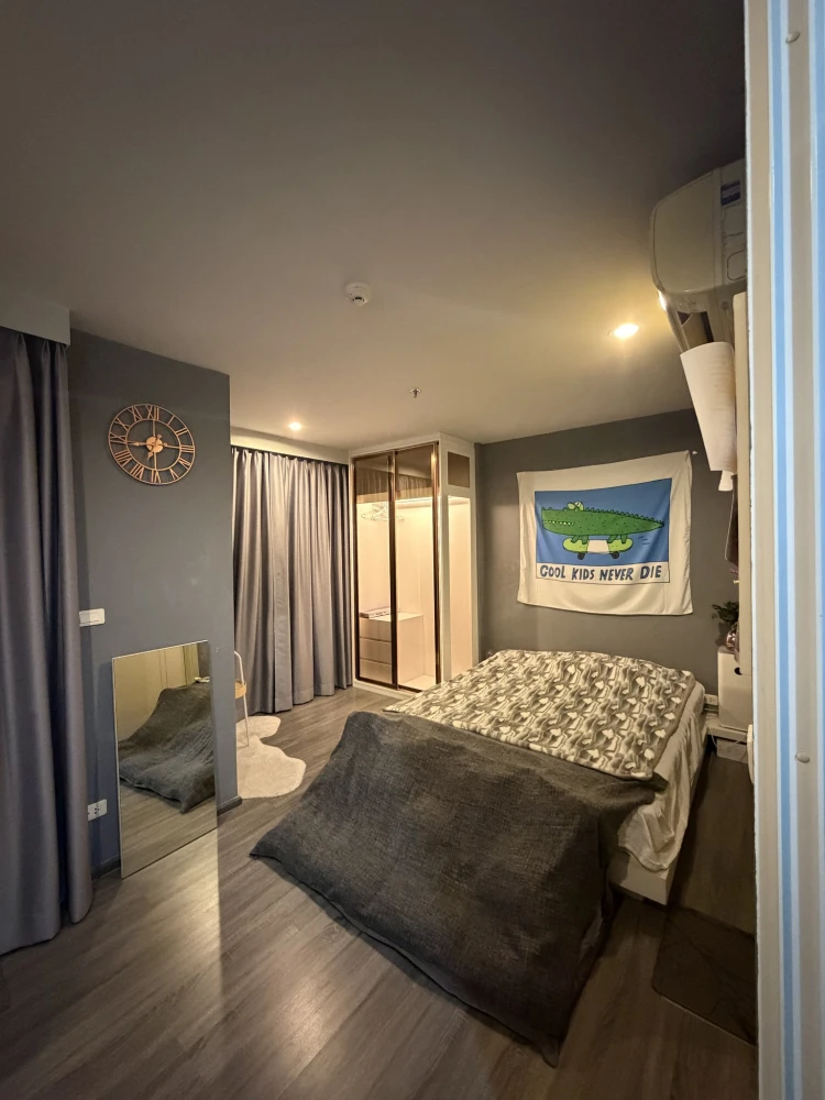 For rent: The Base Rama 9–Ramkhamhaeng, 22nd floor, fully furnished, nice to live in, reserve now.