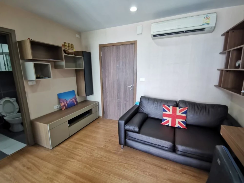 For rent: The Base Sukhumvit 77, 1 bedroom, 1 bathroom, fully furnished, good location, beautiful view from high floor, reserve now!