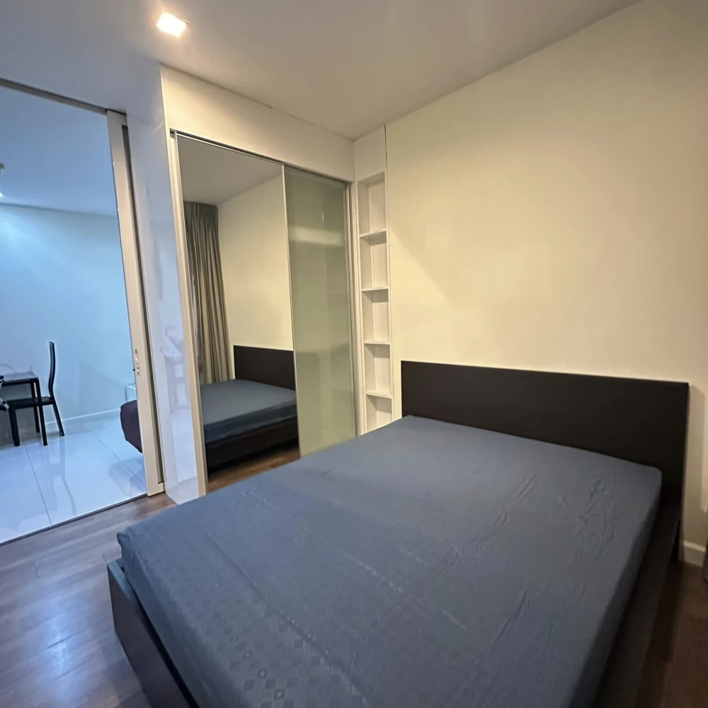 For sale/rent: The Bloom Sukhumvit 71, 18th floor. A lovely, fully furnished unit. Book now!
