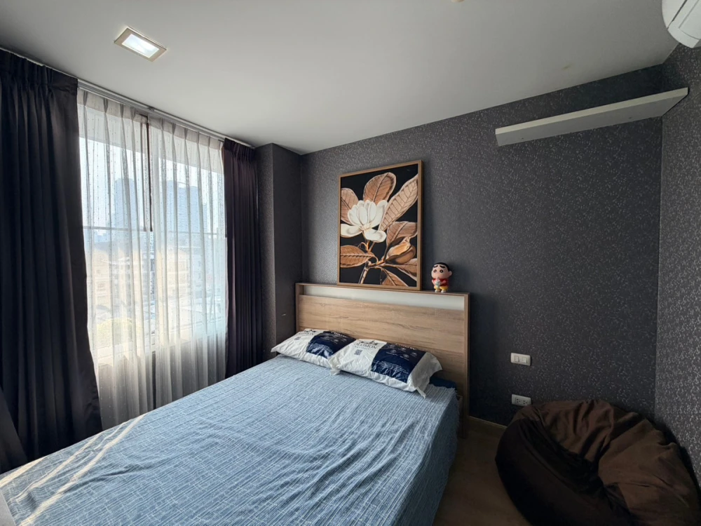 For rent: The Colory Vivid, fully furnished apartment, ready to move in. Book now, don't wait!