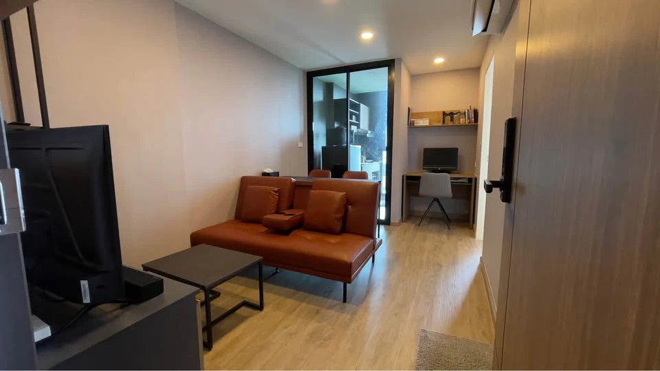 For rent: The Coopers Sukhumvit 64, 1 bedroom, 7th floor, harbor view, fully furnished and appliances, ready to move in