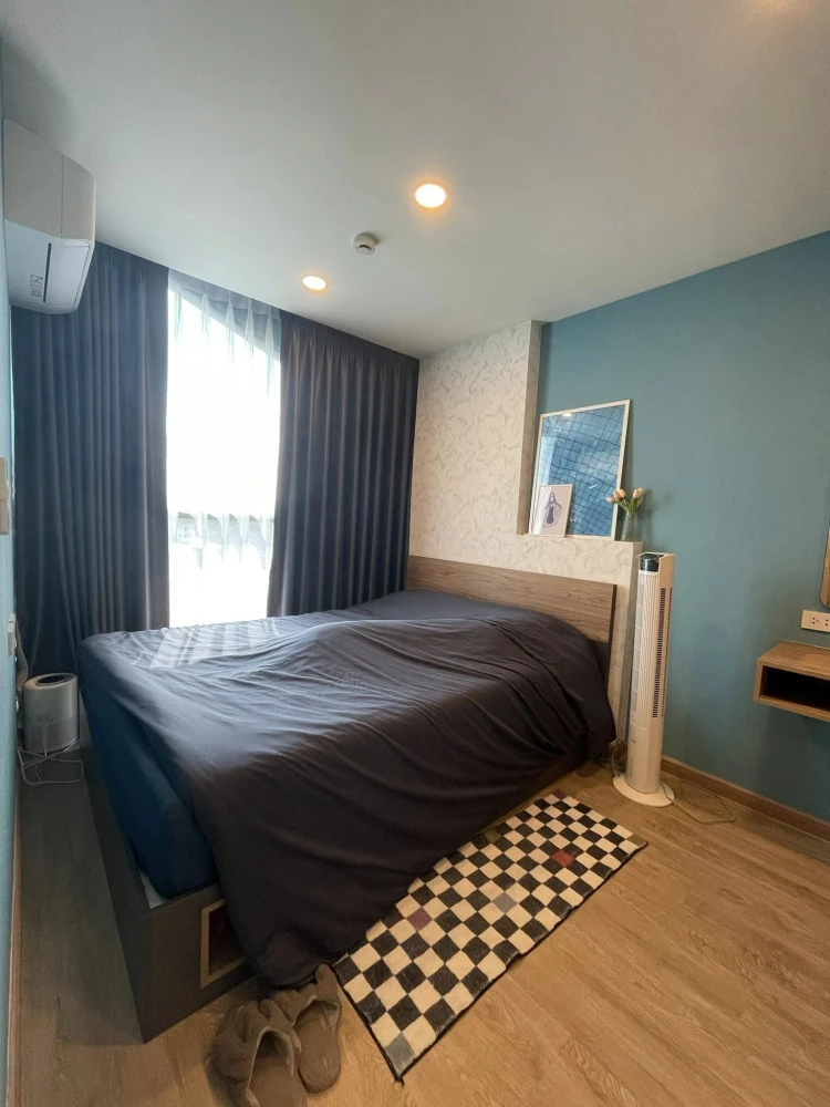For rent: The Coopers Sukhumvit 64. Separate, enclosed kitchen. Fully furnished with appliances. Ready to move in.