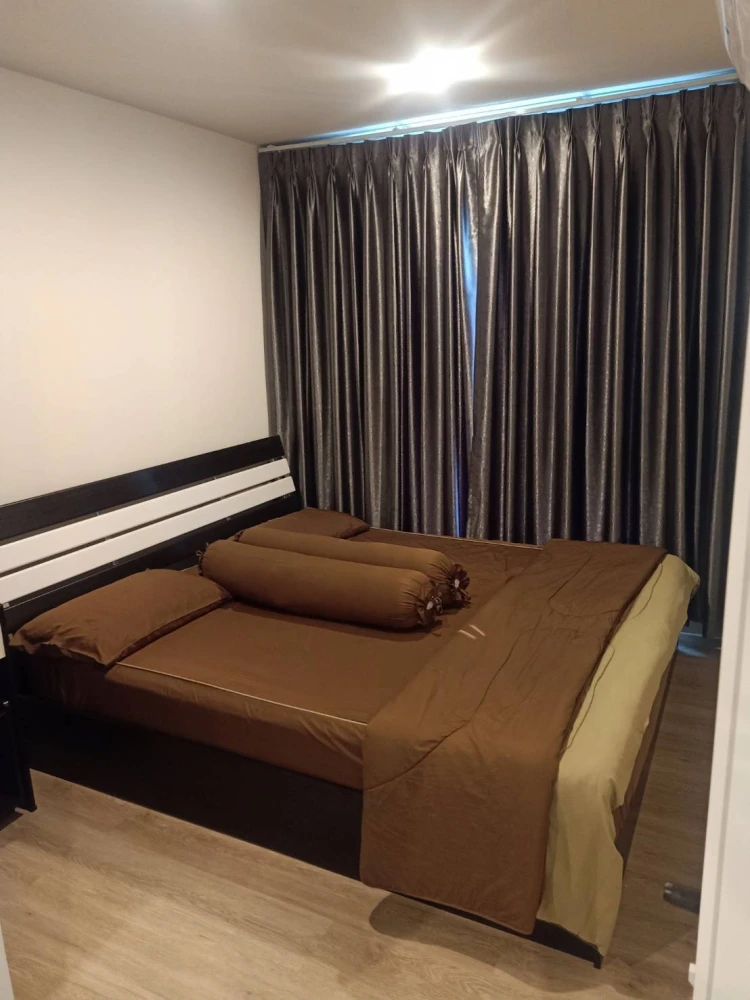 For rent: The Crystal Condominium, 1 bedroom, 1 bathroom. Fully furnished; just bring your bags and move in!