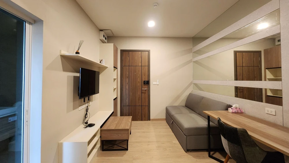 For rent THE CUBE NORTH Chaengwattana 12, swimming pool view, clearly separated rooms. You will regret it if you miss it.