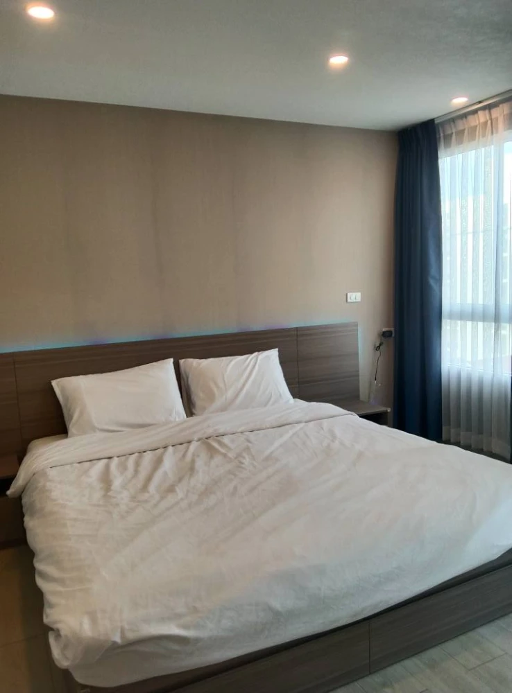 For rent: The Elegant Ladprao 1, 1 bedroom, 1 bathroom, fully furnished. Don't miss out on this great deal.