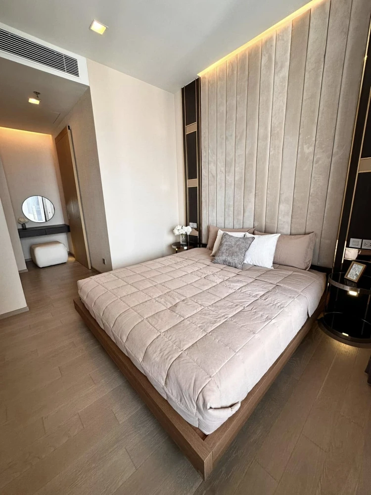 For rent: THE ESSE ASOKE, decorated in a timeless style, magnificent, elegant, high floor with a stunning view, hurry and grab it now!