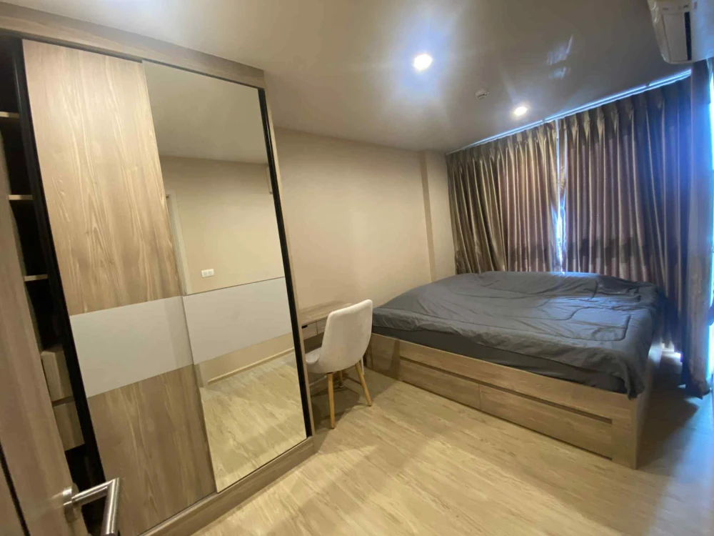 For rent: The Excel Hideaway Sukhumvit 50, 50 rooms, ready to move in, 7th floor, river view, great price, hurry and reserve.